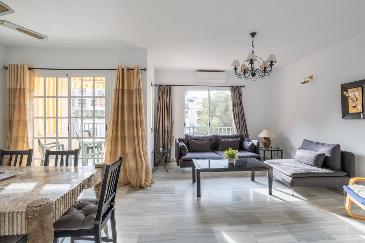 Las Flores 5 - Large Townhouse Nerja Exterior foto