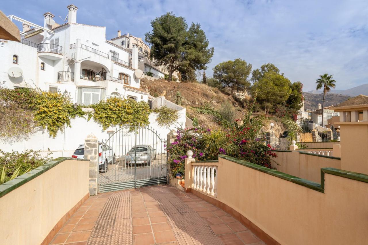 Las Flores 5 - Large Townhouse Nerja Exterior foto